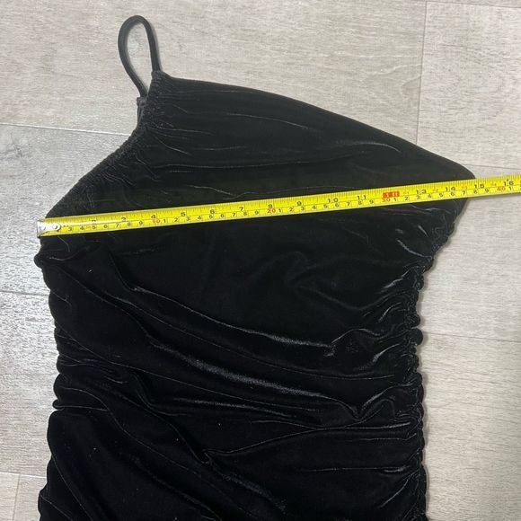 Lovers + Friends Milwood Asymmetrical Black Velvet Midi Dress, Women’s Small - Picture 6 of 14